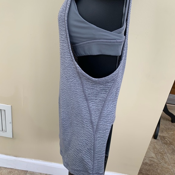 Lululemon tank with attached sports bra - Picture 6 of 9